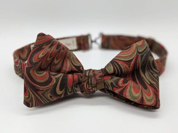 Scarlet Feather Bow Tie