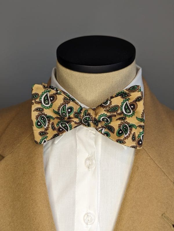 Green Paisley Bow Tie