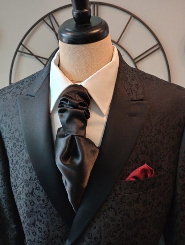 Black Silk Cravat / Ascot