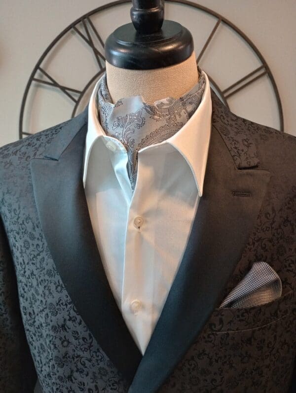 Silver Paisley Silk Cravat / Ascot