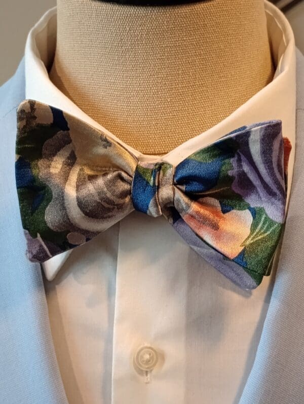 Lavender Floral Satin Bow Tie