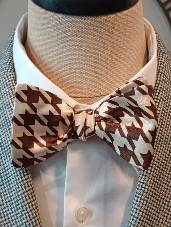 Brown Houndstooth Satin Bow Tie