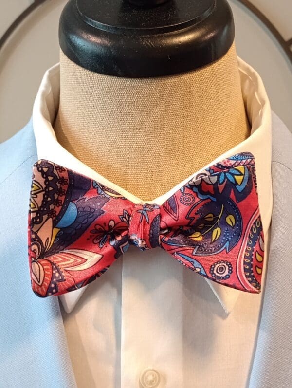 Red Paisley Satin Bow Tie