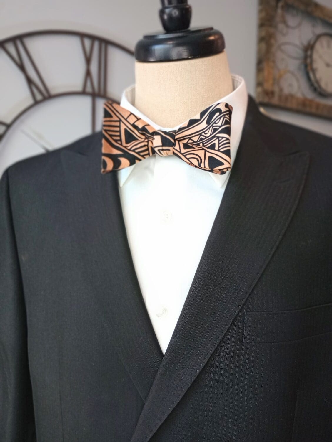 Gold Hawaiian Tribal Bow Tie